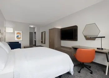 Holiday Inn Express & Suites Acworth - Kennesaw Northwest by IHG hotel thumbnail 8