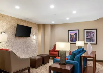 Comfort Inn & Suites At Copeland Tower hotel thumbnail 7