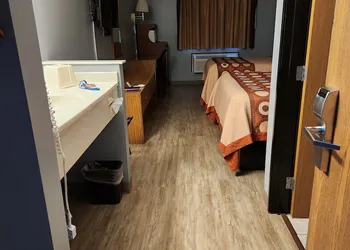 Super Star Inn & Suite Lincoln Crete hotel thumbnail 7