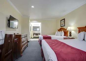 Best Inn & Suites hotel thumbnail 7
