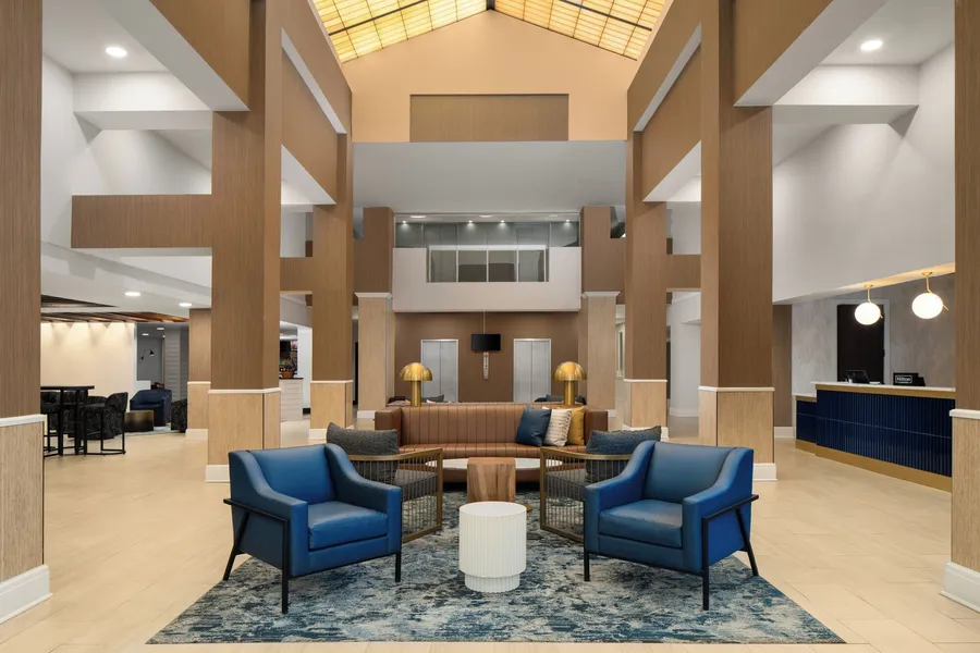 Doubletree by Hilton Hotel Norfolk Airport hotel detail image 2