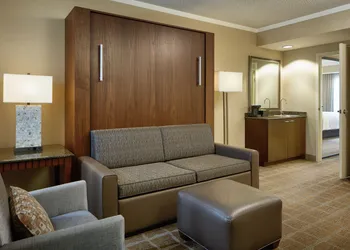 Embassy Suites by Hilton San Diego La Jolla hotel thumbnail 5