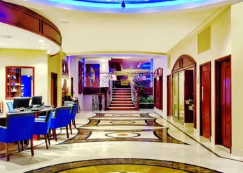 Viana Hotel and Spa, Trademark Collection by Wyndham hotel thumbnail 7