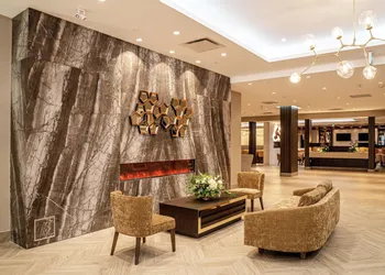 DoubleTree by Hilton Kitchener hotel thumbnail 4