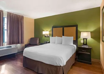 Extended Stay America Suites Palm Springs Airport hotel thumbnail 6