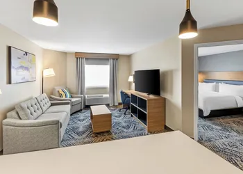 Candlewood Suites VICTORIA by IHG hotel thumbnail 7