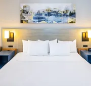 Comfort Inn Truro hotel detail image 4