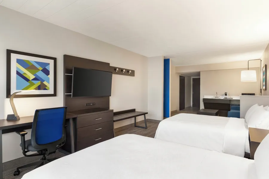 Holiday Inn Express Hotel & Suites Fort Myers East - The Forum by IHG hotel detail image 6