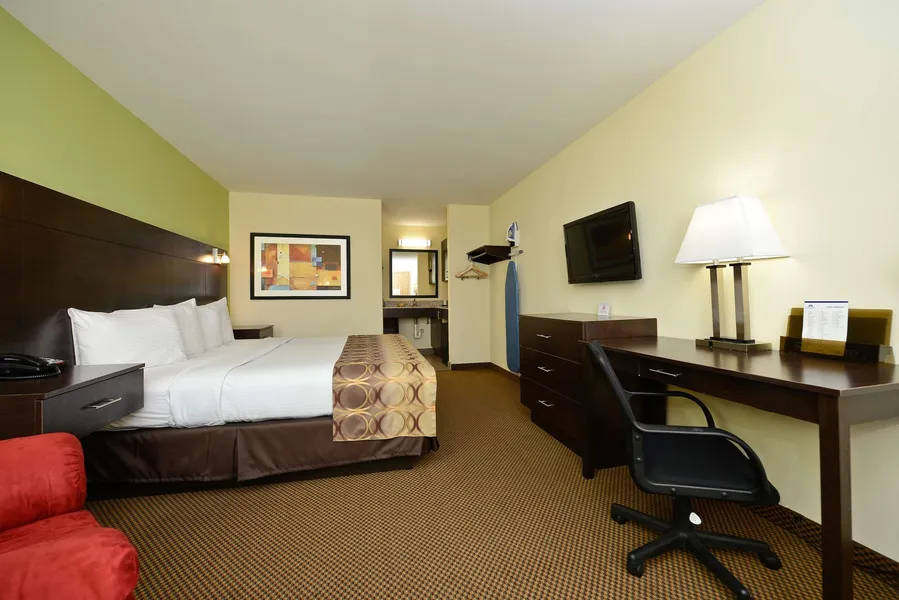 Americas Best Value Inn & Suites Lake Charles at I-210 Exit 11 hotel detail image 6