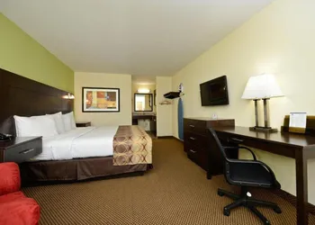 Americas Best Value Inn & Suites Lake Charles at I-210 Exit 11 hotel thumbnail 8