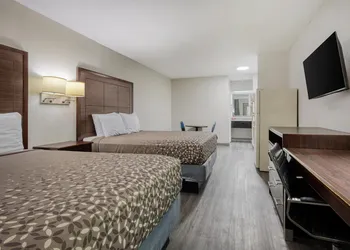 SureStay Hotel by Best Western Terrell hotel thumbnail 8