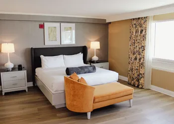 The Commerce Casino & Hotel hotel thumbnail 7