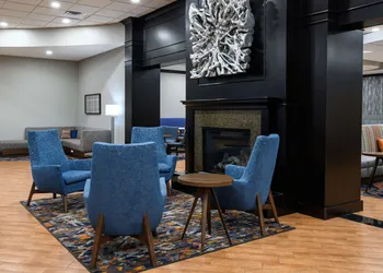 Hampton Inn Evansville/Airport hotel thumbnail 3