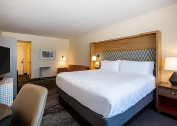 Holiday Inn Gulfport Airport by IHG hotel thumbnail 4
