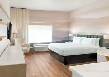 DoubleTree by Hilton Phoenix - Gilbert hotel thumbnail 6
