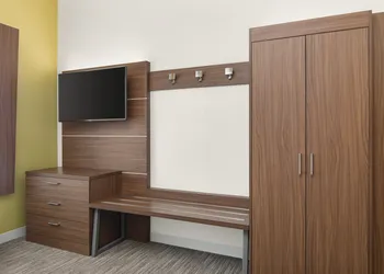 Holiday Inn Express Hotel Sacramento Airport Natomas by IHG hotel thumbnail 4