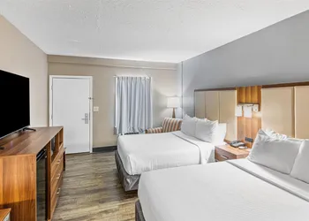 SureStay Hotel by Best Western Helen Downtown hotel thumbnail 4