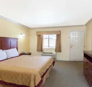 Travelodge by Wyndham Brea hotel detail image 3