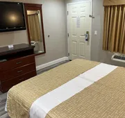 Travelodge by Wyndham Brea hotel detail image 4