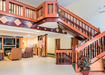 Quality Inn Ashland hotel thumbnail 2