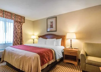 Quality Inn Ashland hotel thumbnail 3