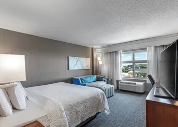 Courtyard by Marriott Easton-Columbus hotel thumbnail 7