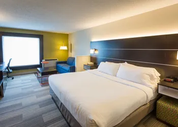Holiday Inn Express & Suites Reading by IHG hotel thumbnail 6