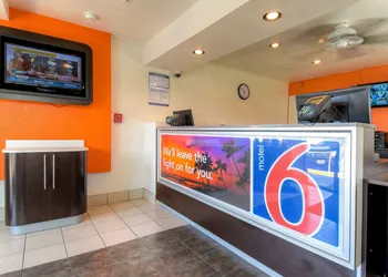 Motel 6 El Cajon, CA - San Diego hotel thumbnail 2