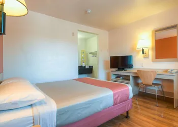 Motel 6 El Cajon, CA - San Diego hotel thumbnail 8