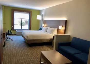 Holiday Inn Express Arlington by IHG hotel thumbnail 2