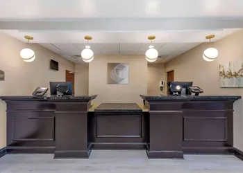 Comfort Inn & Suites Chestertown hotel thumbnail 2