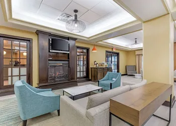 Comfort Inn & Suites Chestertown hotel thumbnail 4