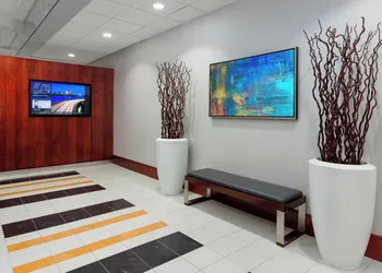 Courtyard by Marriott Boston-Cambridge hotel thumbnail 2