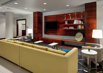 Courtyard by Marriott Boston-Cambridge hotel thumbnail 4