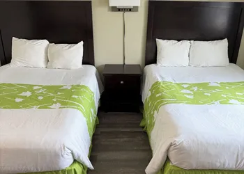 Sandalwood Studios & Suites hotel thumbnail 7