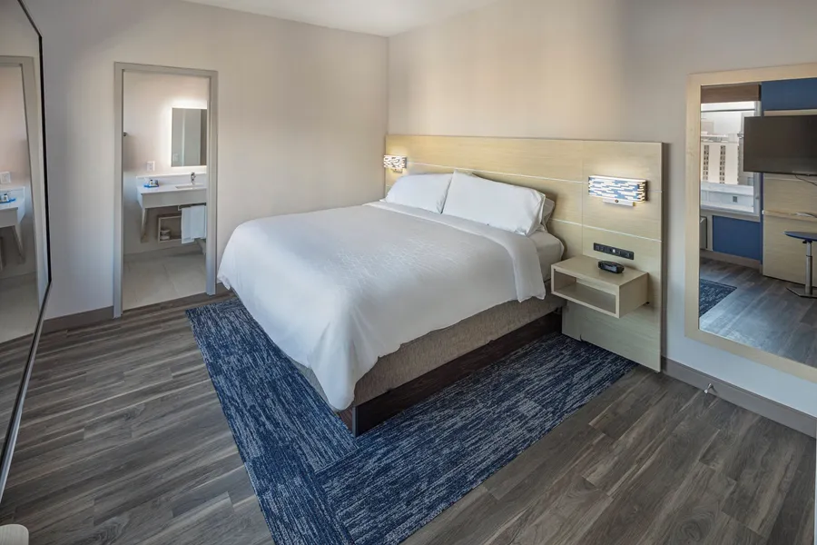 Holiday Inn Express and Suites Atlanta Downtown by IHG hotel detail image 6