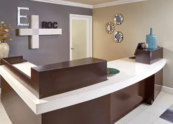 Eden Roc Inn & Suites hotel thumbnail 2