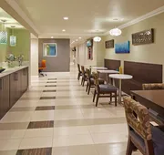 Eden Roc Inn & Suites hotel detail image 3