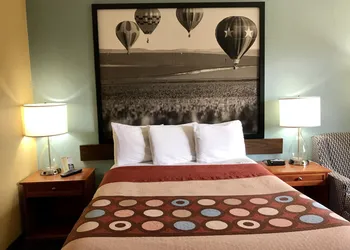Super 8 by Wyndham Union Gap Yakima Area hotel thumbnail 4