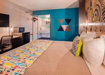 Downtown Phoenix Hotel hotel thumbnail 4
