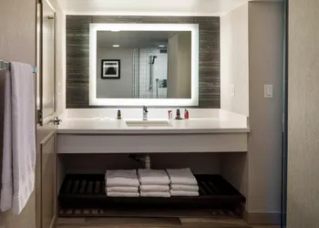 Boston Marriott Newton hotel thumbnail 6