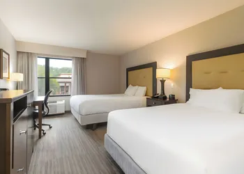 Branson Hillside Hotel hotel thumbnail 3