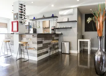 L.A. Sky Boutique Hotel hotel thumbnail 2