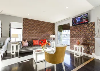 L.A. Sky Boutique Hotel hotel thumbnail 4
