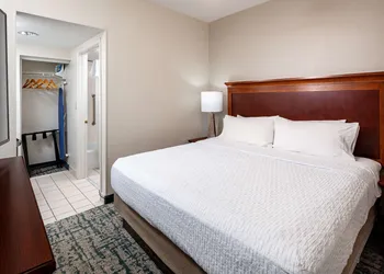 Homewood Suites by Hilton Jacksonville-South/St. Johns Ctr. hotel thumbnail 4