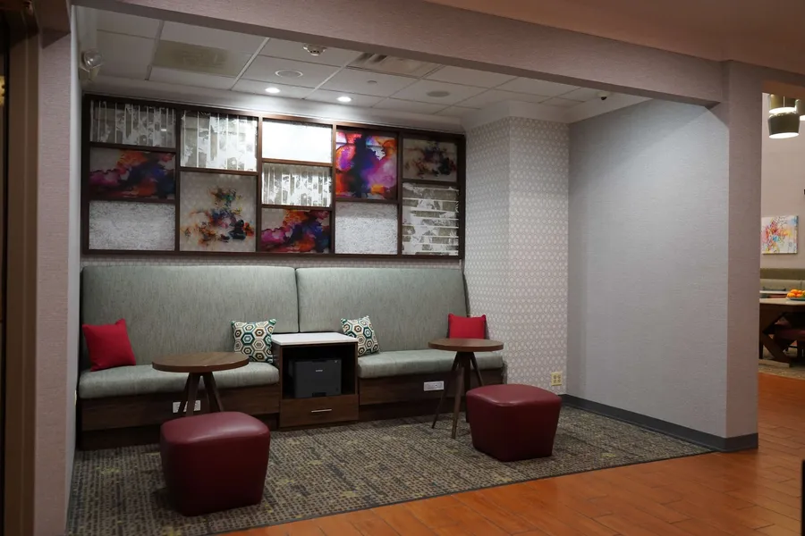 Hampton Inn & Suites Chicago/Aurora hotel detail image 2