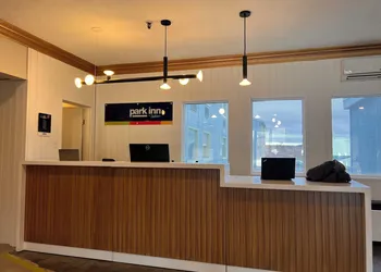 Park Inn - by Choice Hotels, Sydney hotel thumbnail 2