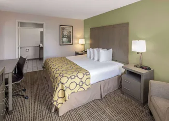 Baymont by Wyndham Cleveland hotel thumbnail 6