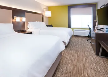 Holiday Inn Express Minneapolis/Coon Rapids/Blaine by IHG hotel thumbnail 5