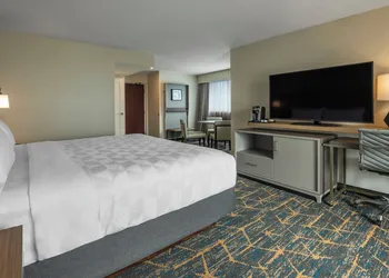 Holiday Inn Kingston Waterfront by IHG hotel thumbnail 4